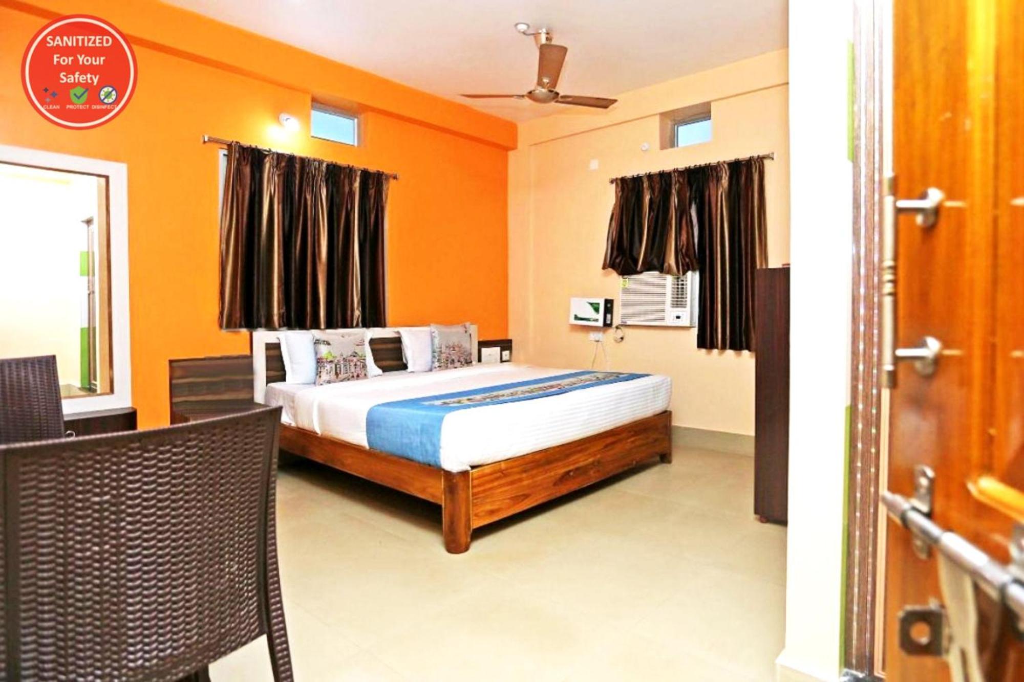 Goroomgo Krishna Residency Puri Near Sea Beach - Spacious Room With Excellent Service Awarded - Best Seller ภายนอก รูปภาพ