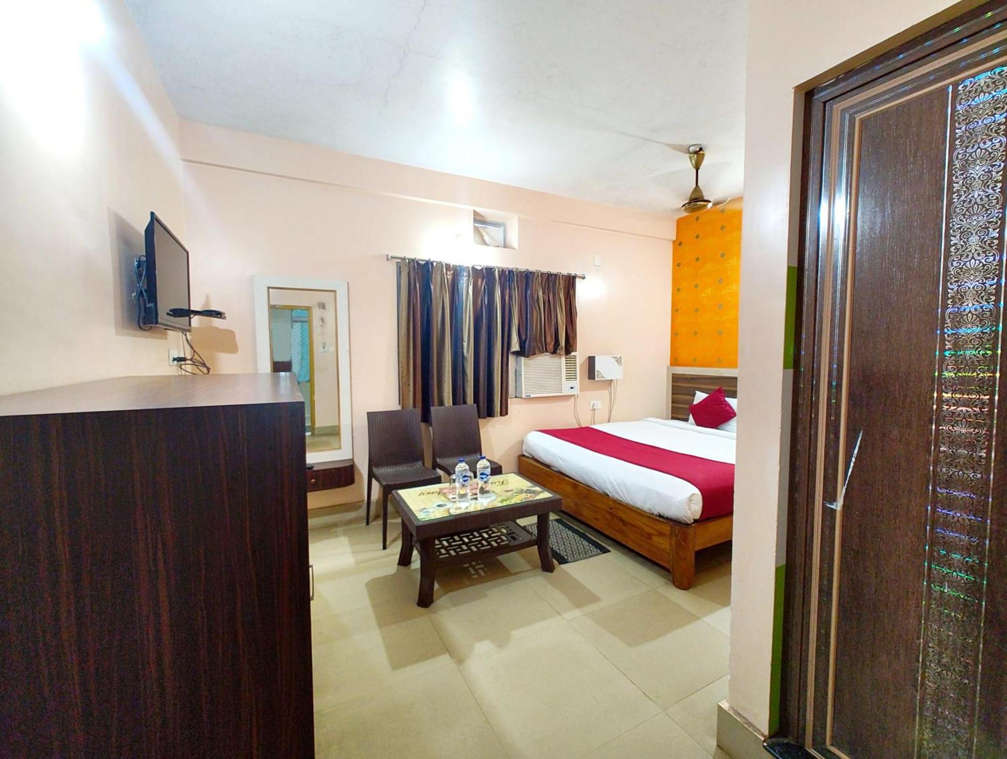 Goroomgo Krishna Residency Puri Near Sea Beach - Spacious Room With Excellent Service Awarded - Best Seller ภายนอก รูปภาพ