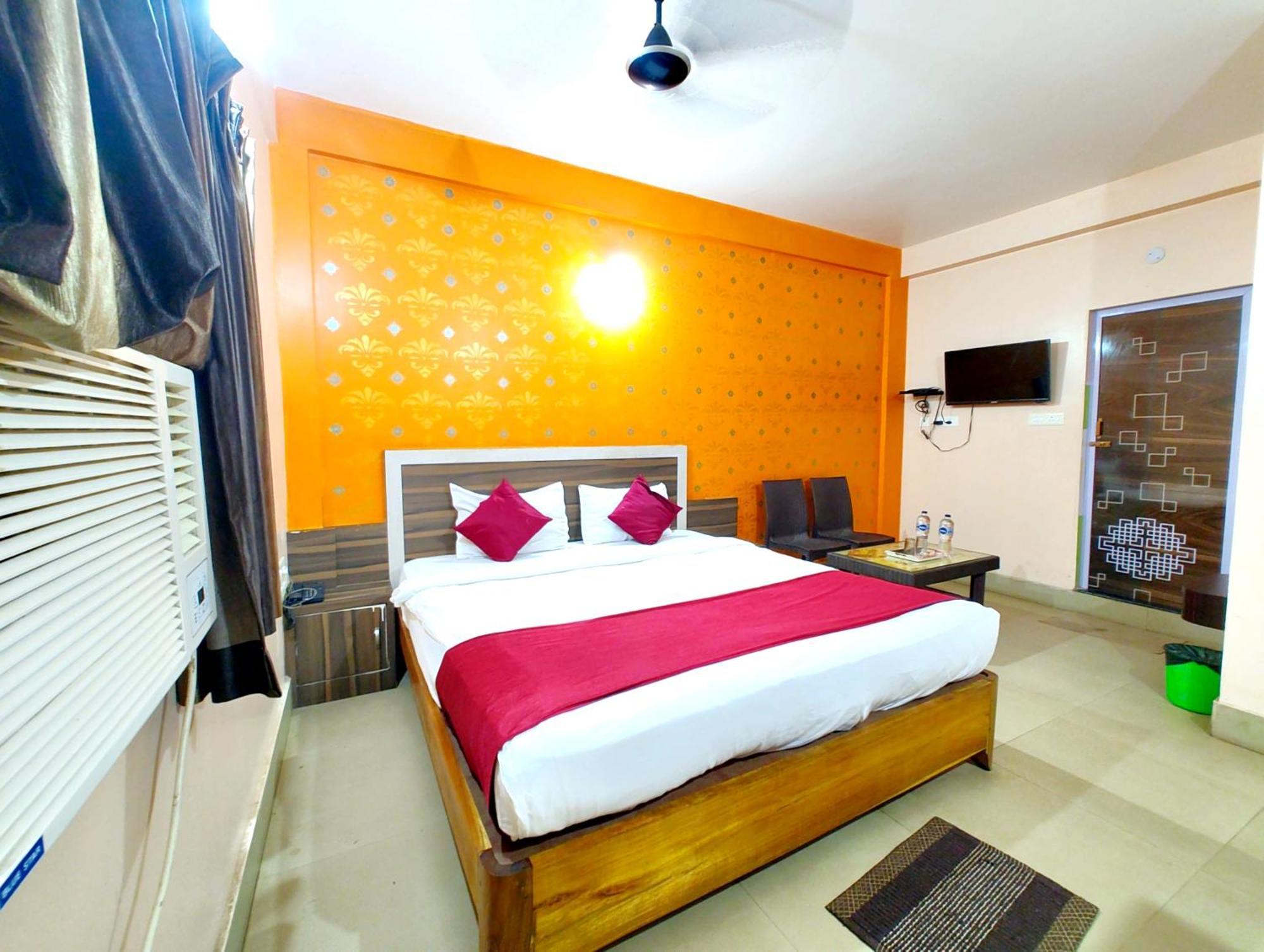 Goroomgo Krishna Residency Puri Near Sea Beach - Spacious Room With Excellent Service Awarded - Best Seller ภายนอก รูปภาพ
